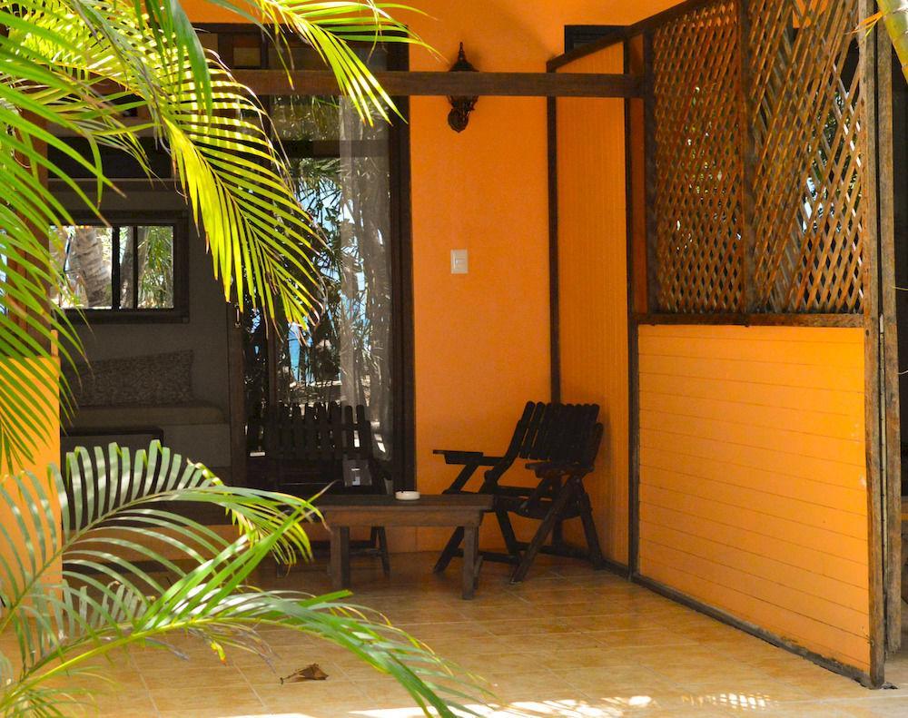 La Palapa Pension Tamarindo Buitenkant foto